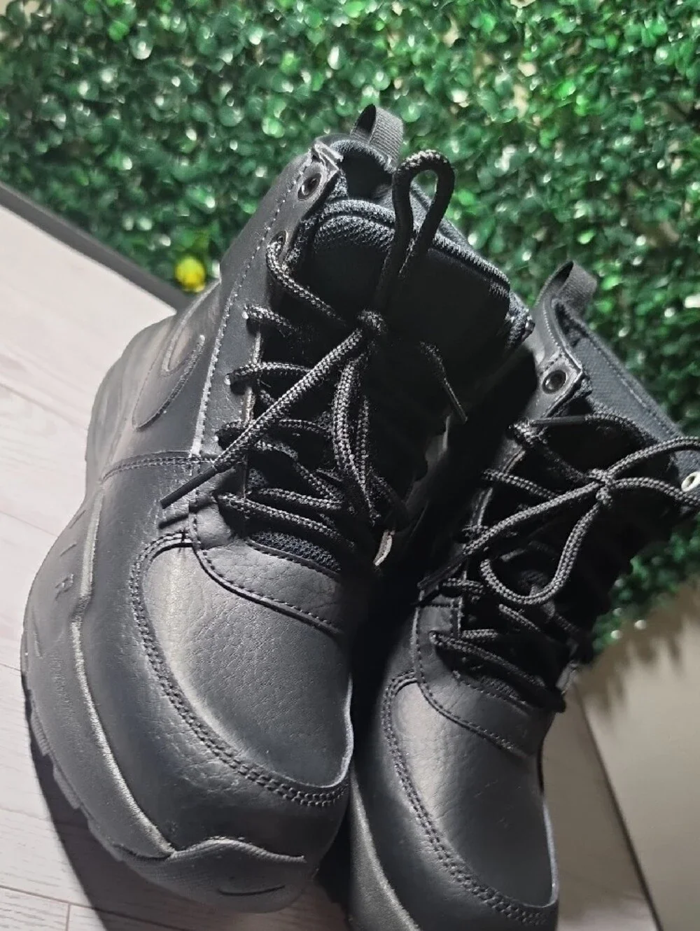 NIKE AIR MAX BOOTS